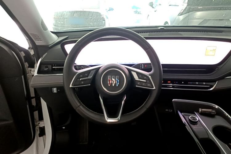 Used Buick E5 2025 Model 620KM Prestige Edition Steering Wheel