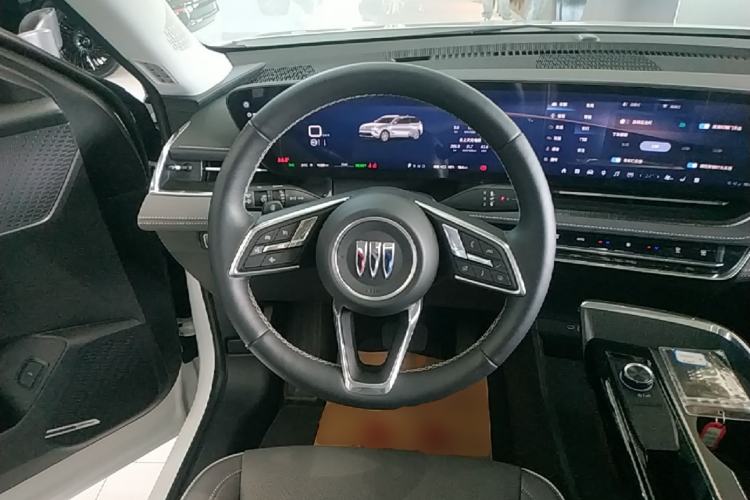 Used Buick E5 2025 Model 620KM Prestige Edition Steering Wheel
