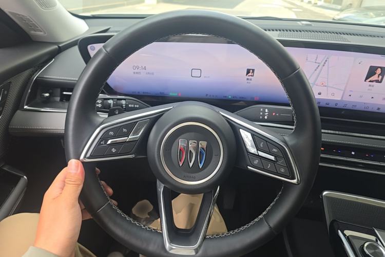 Used Buick E5 2025 Model 620KM Prestige Edition Steering Wheel