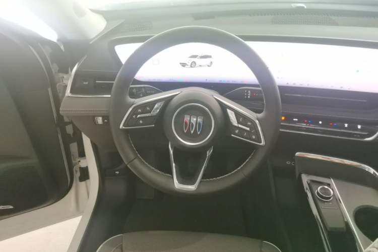 Used Buick E5 2025 Model 620KM Prestige Edition Steering Wheel