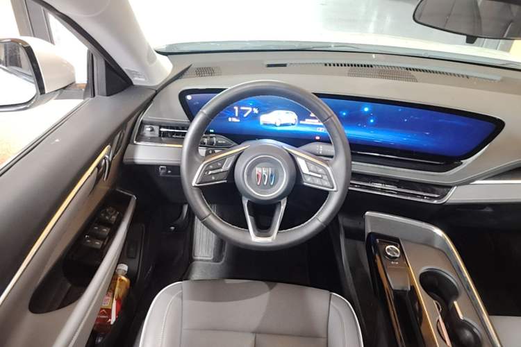Used Buick E5 2025 Model 620KM Prestige Edition Steering Wheel