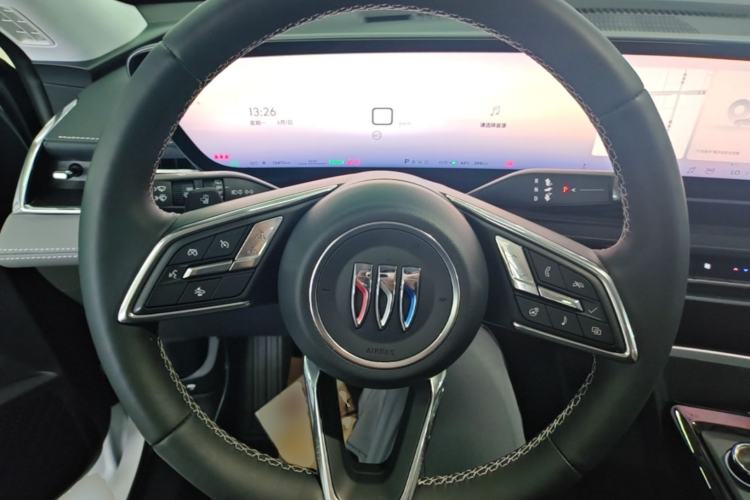 Used Buick E5 2025 Model 620KM Prestige Edition Steering Wheel