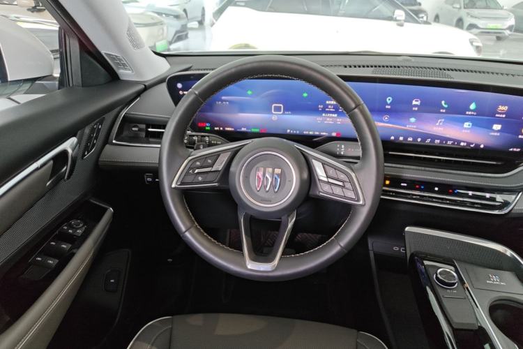 Used Buick E5 2025 Model 620KM Prestige Edition Steering Wheel