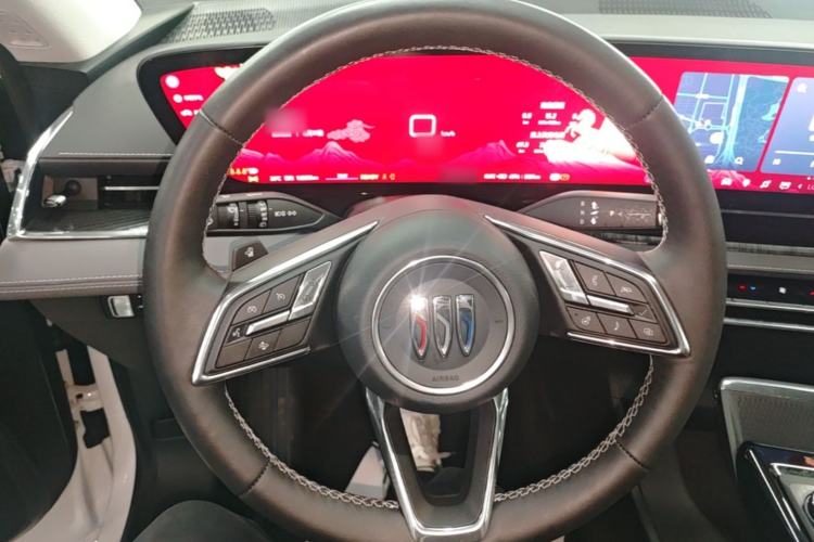 Used Buick E5 2025 Model 620KM Prestige Edition Steering Wheel