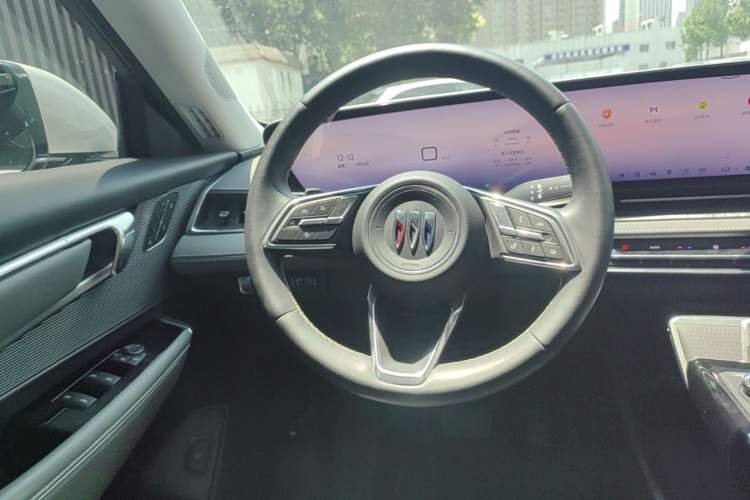 Used Buick E5 2025 Model 620KM Prestige Edition Steering Wheel