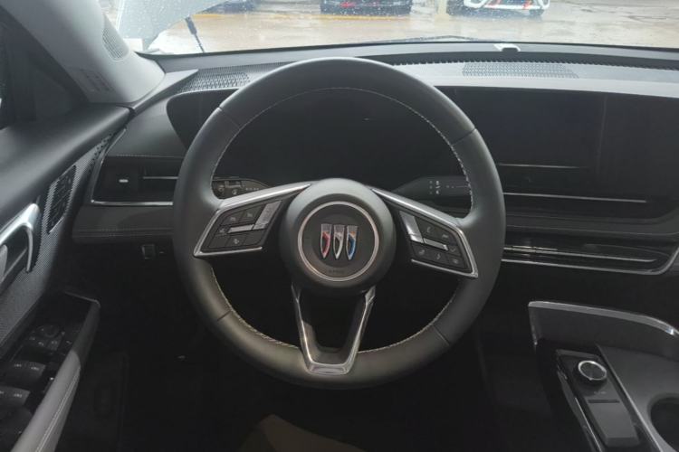 Used Buick E5 2025 Model 620KM Prestige Edition Steering Wheel