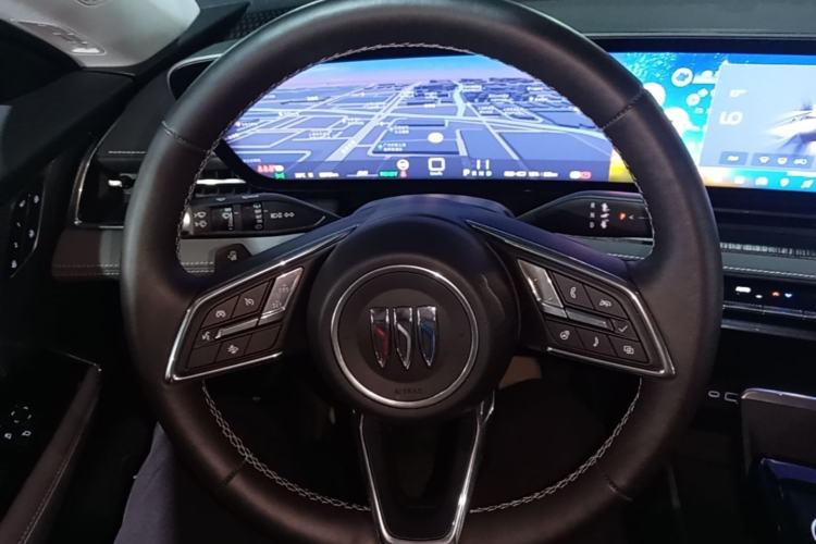 Used Buick E5 2025 Model 545KM Smart Enjoyment Edition Steering Wheel
