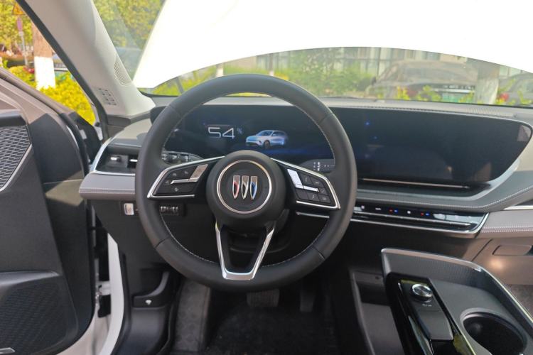 Used Buick E5 2025 Model 515KM First-Adoption Edition Steering Wheel