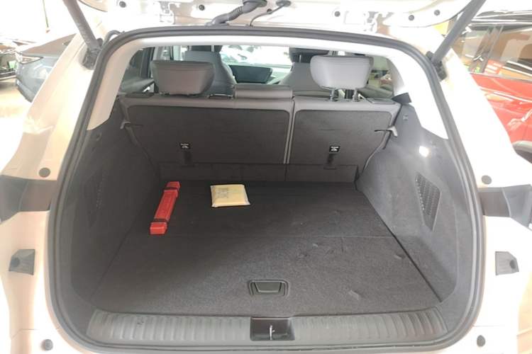 Used Buick E5 2025 Model 620KM Prestige Edition Trunk