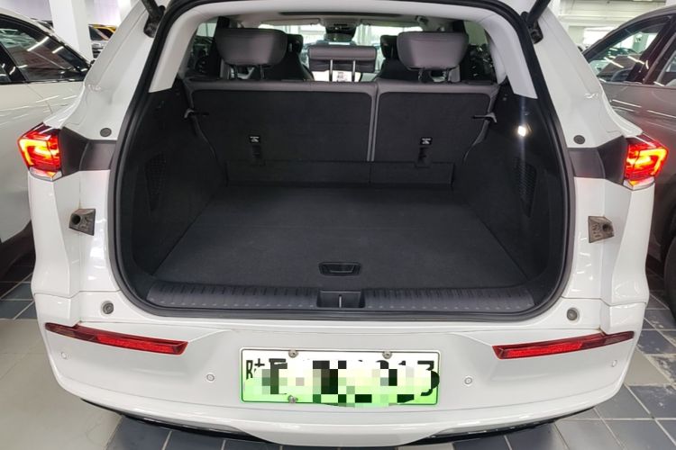 Used Buick E5 2025 Model 620KM Prestige Edition Trunk