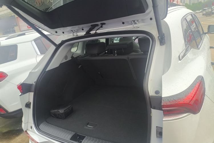 Used Buick E5 2025 Model 620KM Prestige Edition Trunk