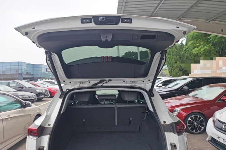 Used Buick E5 2025 Model 620KM Prestige Edition Trunk