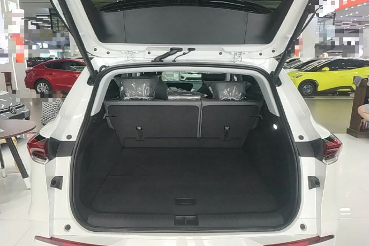 Used Buick E5 2025 Model 620KM Prestige Edition Trunk