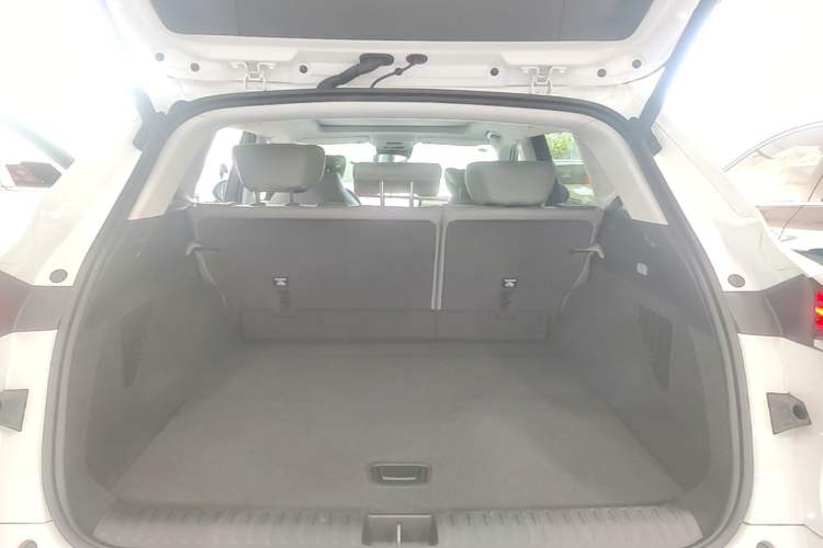 Used Buick E5 2025 Model 620KM Prestige Edition Trunk