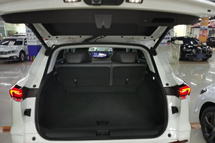 Used Buick E5 2025 Model 620KM Prestige Edition Trunk