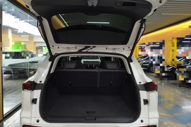 Used Buick E5 2025 Model 620KM Prestige Edition Trunk