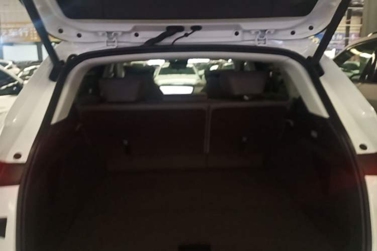 Used Buick E5 2025 Model 620KM Prestige Edition Trunk