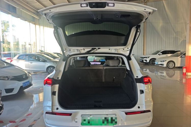 Used Buick E5 2025 Model 620KM Prestige Edition Trunk