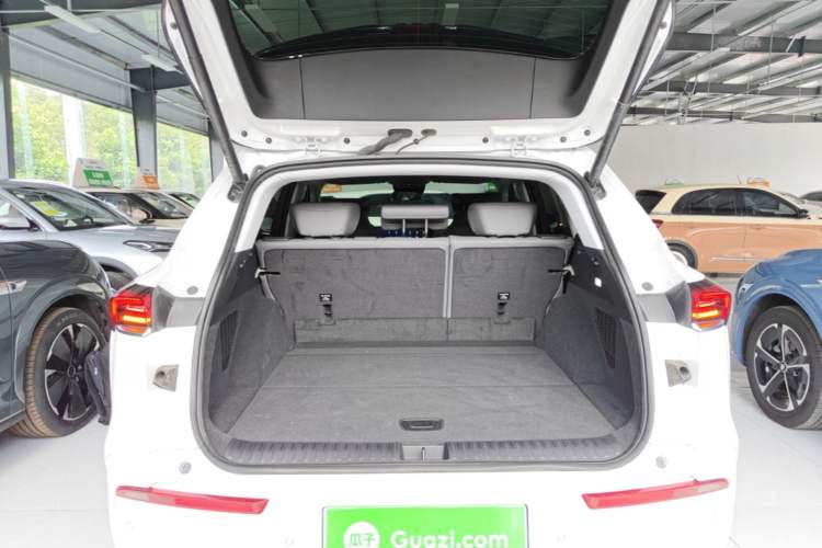 Used Buick E5 2025 Model 620KM Prestige Edition Trunk