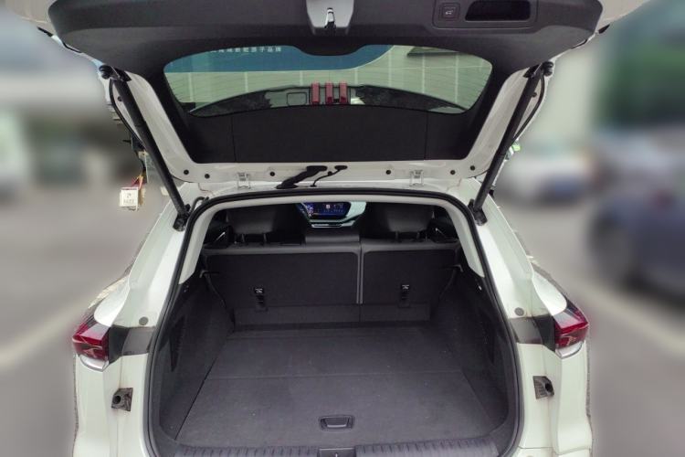 Used Buick E5 2025 Model 620KM Prestige Edition Trunk