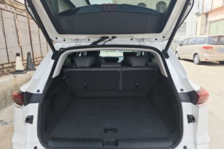 Used Buick E5 2025 Model 620KM Prestige Edition Trunk