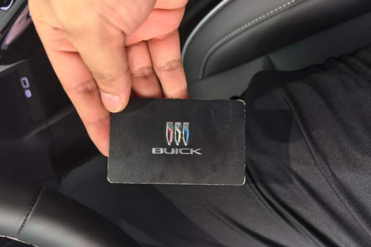 Used Buick E5 2025 Model 620KM Prestige Edition Vehicle Key