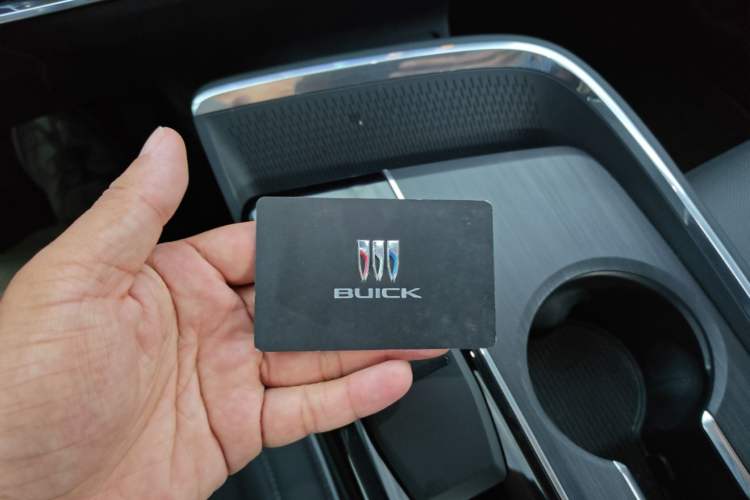 Used Buick E5 2025 Model 620KM Prestige Edition Vehicle Key