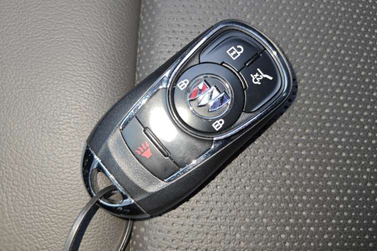 Used Buick Enclave 2022 652T Two-Wheel-Drive Prestige 7-Seater Vehicle Key
