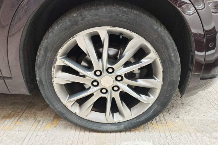 Used Buick Enclave 2022 652T 4x4 Avenir 6-Seater Exterior 7