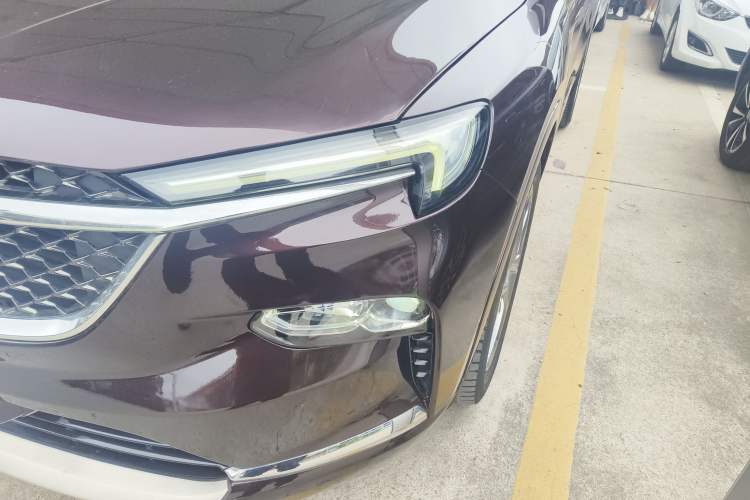 Used Buick Enclave 2020 28T All-Wheel Drive Avenir Left Front Headlight