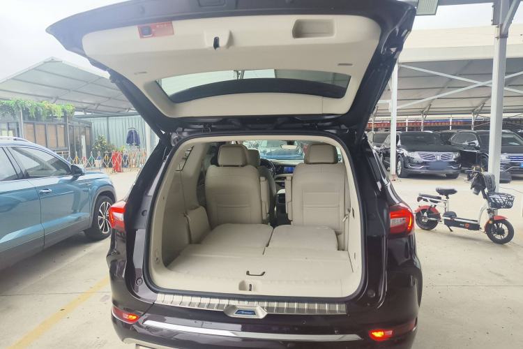 Used Buick Enclave 2020 28T All-Wheel Drive Avenir Trunk