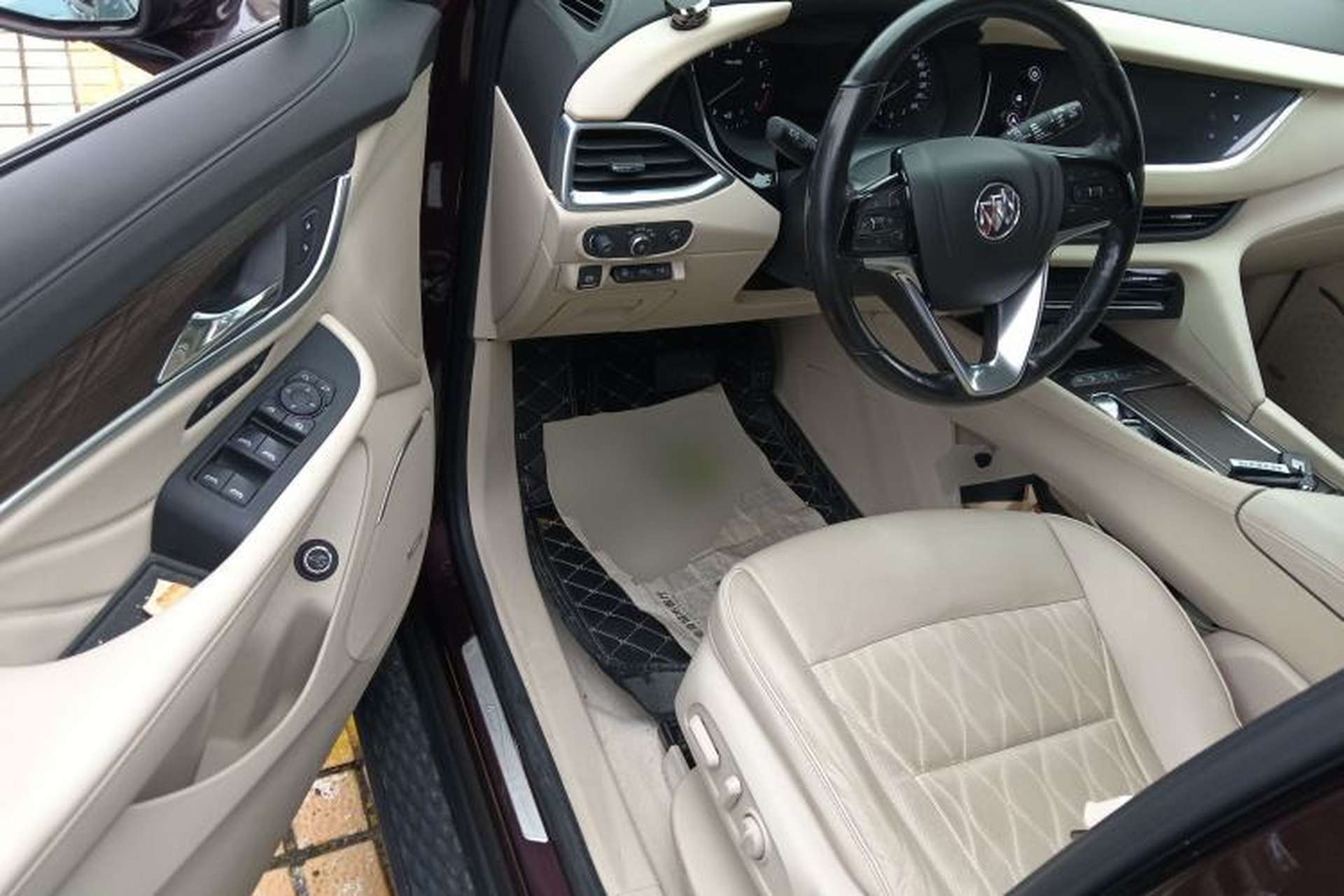 Used Buick Enclave 2020 28T All-Wheel Drive Avenir Driver Seat