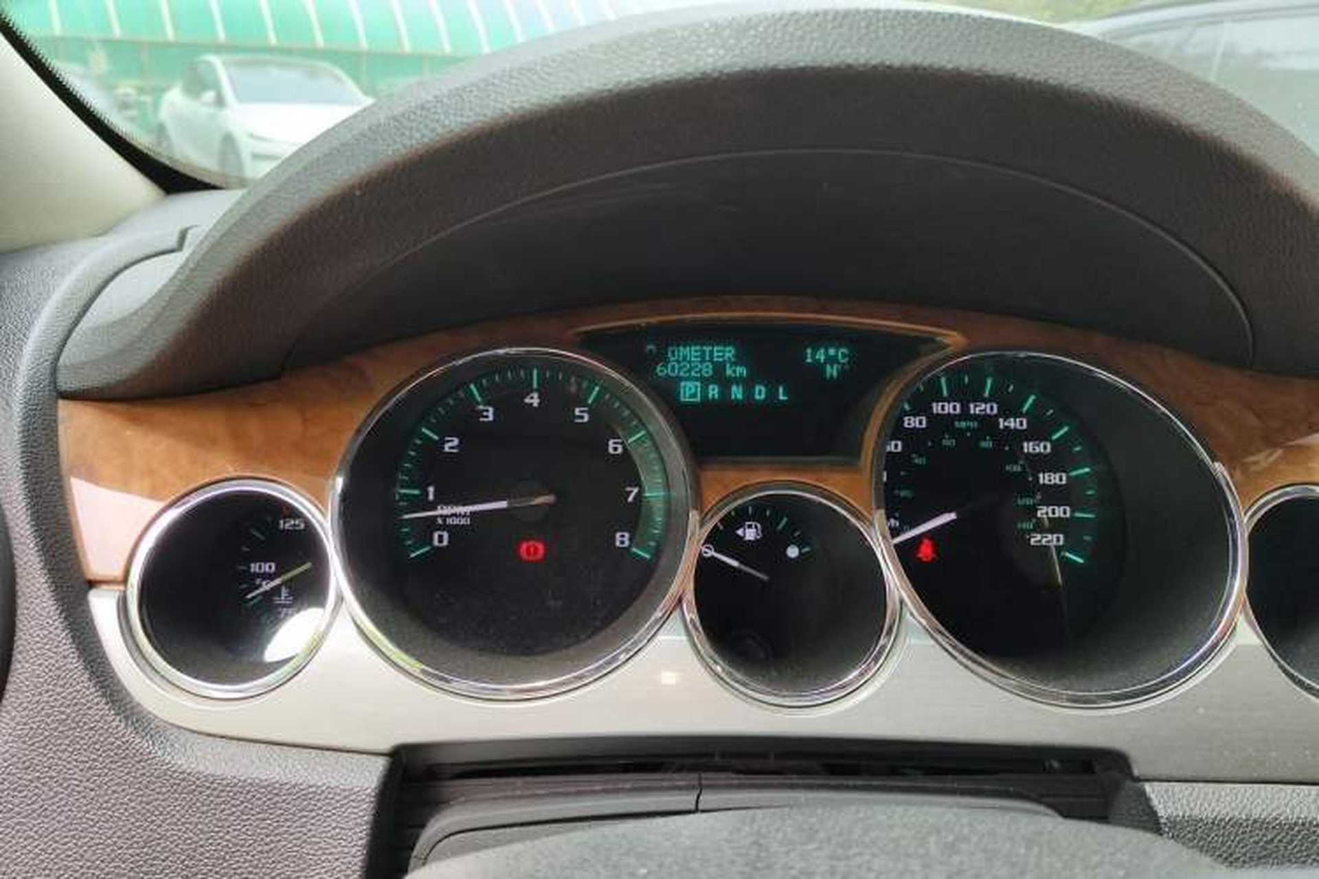 Used Buick Enclave 2009 3.6L CXL1 Elite Edition Odometer Close Up