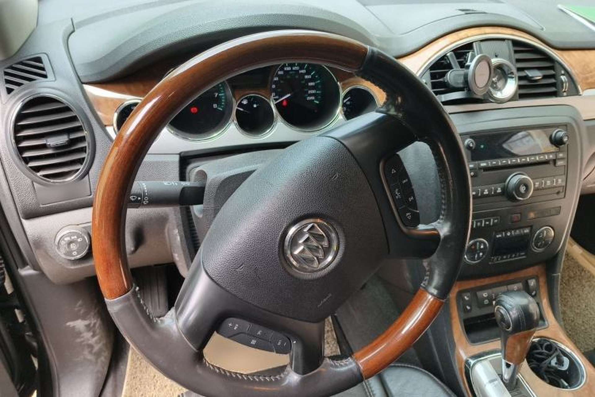 Used Buick Enclave 2009 3.6L CXL1 Elite Edition Steering Wheel