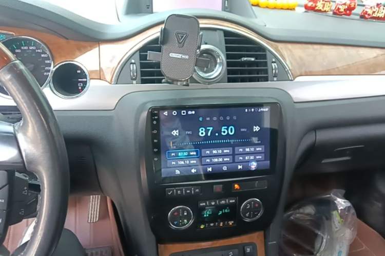 Used Buick Enclave 2009 3.6L CXL2 Flagship Edition Audio And AC Panel