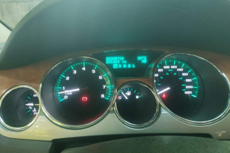 Used Buick Enclave 2009 3.6L CXL1 Elite Edition Odometer Close Up