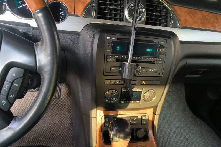 Used Buick Enclave 2009 3.6L CXL2 Flagship Edition Audio And AC Panel