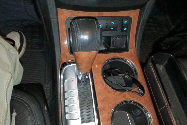 Used Buick Enclave 2009 3.6L CXL2 Flagship Edition Gear Lever