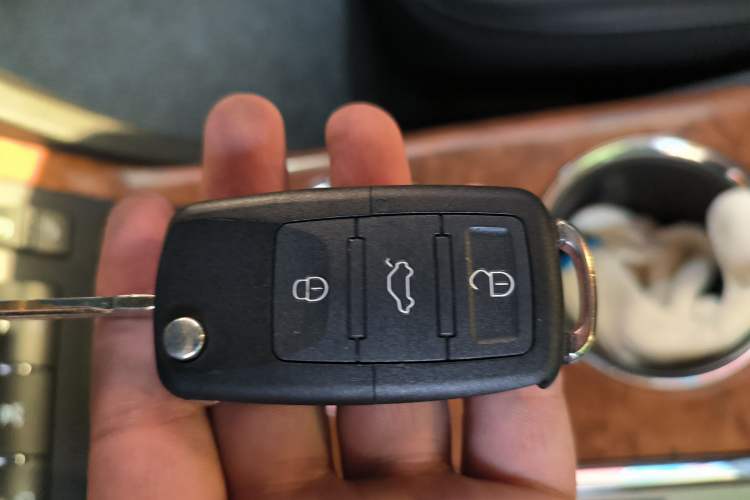 Used Buick Enclave 2009 3.6L CXL2 Flagship Edition Vehicle Key