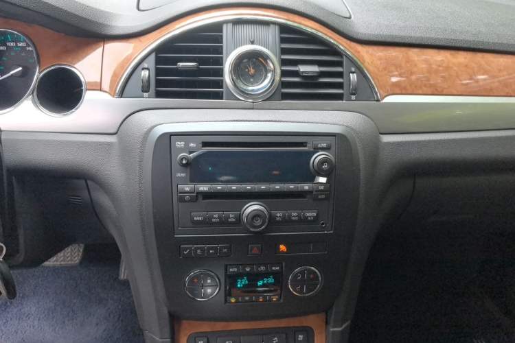 Used Buick Enclave 2009 3.6L CXL2 Flagship Edition Audio And AC Panel
