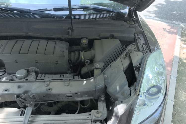 Used Buick Enclave 2009 3.6L CXL2 Flagship Edition Engine Bay Left