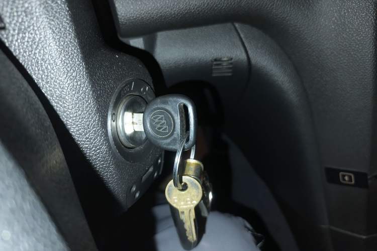 Used Buick Enclave 2009 3.6L CXL2 Flagship Edition Vehicle Key