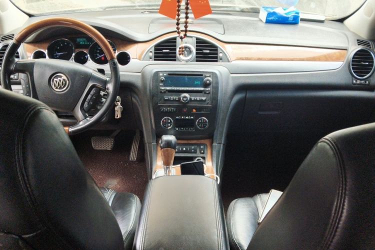 Used Buick Enclave 2010 3.6L Flagship Edition Center Console