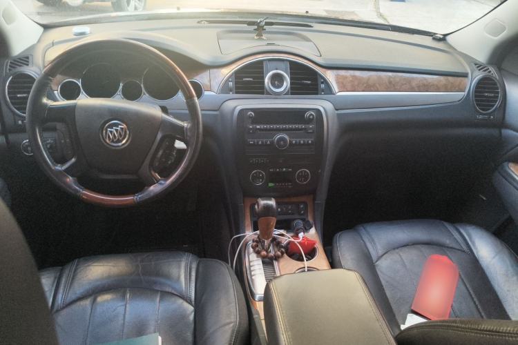 Used Buick Enclave 2010 3.6L Elite Edition Center Console