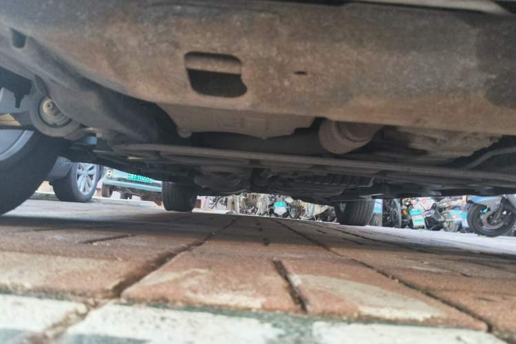 Used Buick Enclave 2010 3.6L Elite Edition Chassis Front
