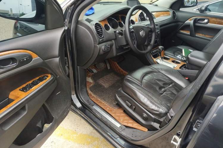 Used Buick Enclave 2010 3.6L Elite Edition Driver Seat