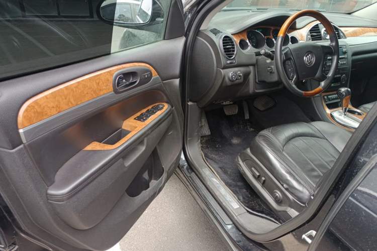 Used Buick Enclave 2010 3.6L Elite Edition Driver Seat
