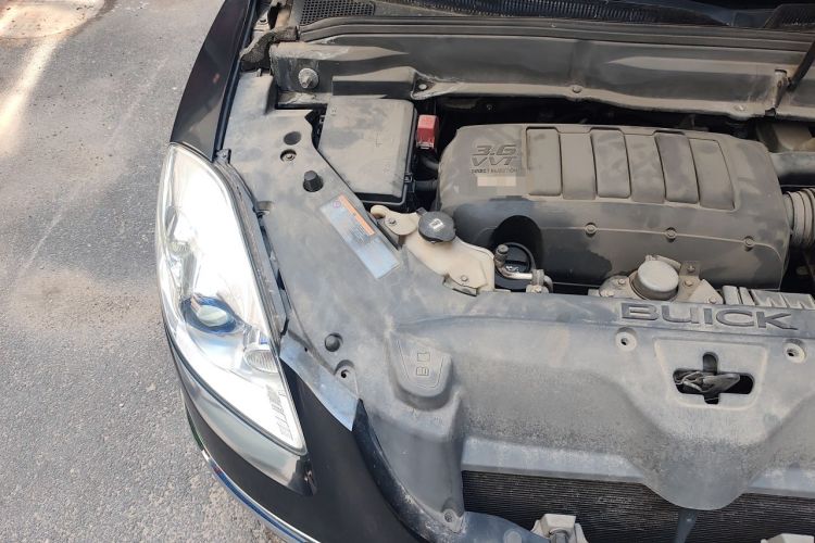 Used Buick Enclave 2010 3.6L Elite Edition Engine Bay Right