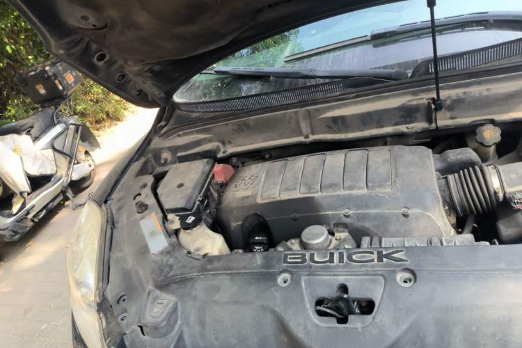 Used Buick Enclave 2010 3.6L Elite Edition Engine Bay Right