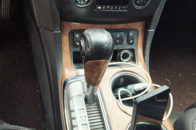 Used Buick Enclave 2010 3.6L Flagship Edition Gear Lever
